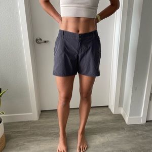 KUHL / Kühl women’s quick dry hiking shorts gray size 12